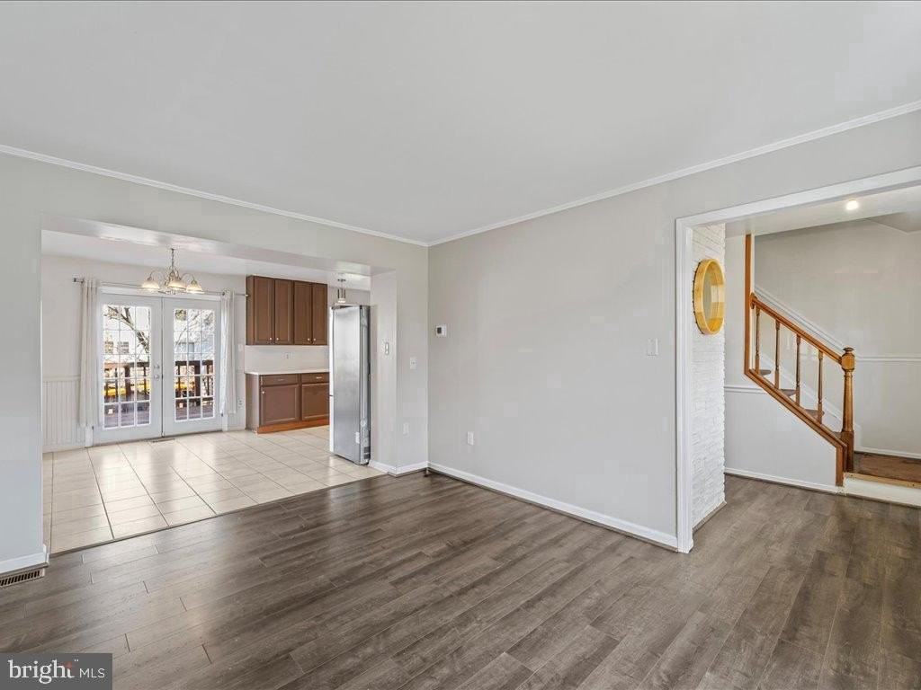 2904 Madeira Ct - Photo 5 of 50