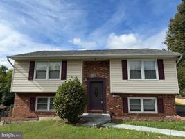 featured image of 10310 Meadowview Dr