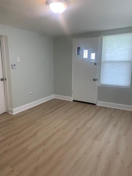 680 Hamilton St - Photo 7 of 8