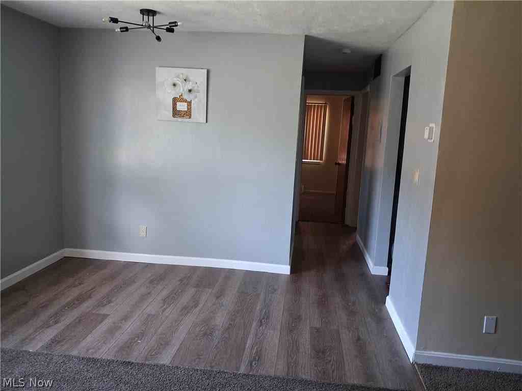 15978 Nelacrest Rd - Photo 4 of 10