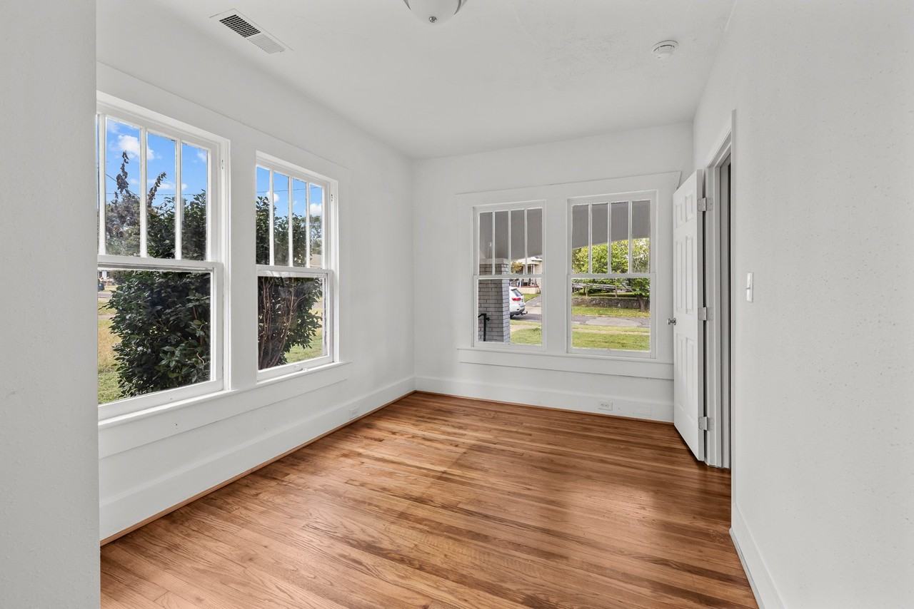 1625 51st Street Ensley #1 - Photo 3 of 18