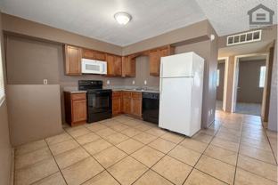 2931 E Atlanta Ave #3 - Photo 1 of 1
