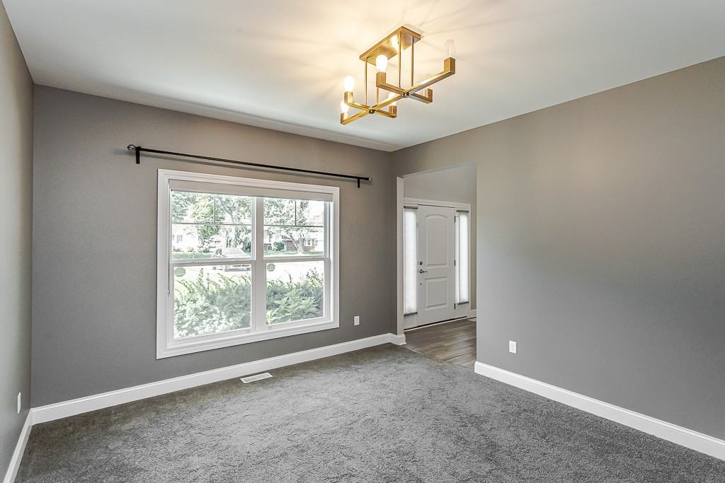 28970 Simmons Rd #1 - Photo 5 of 35