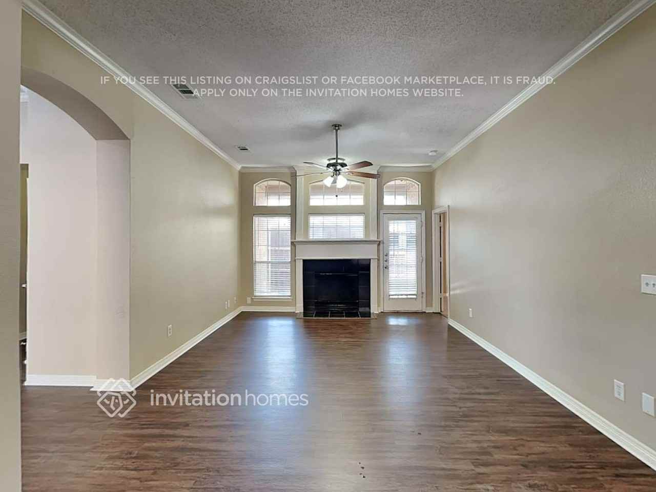 7901 King Arthur Rd - Photo 4 of 17