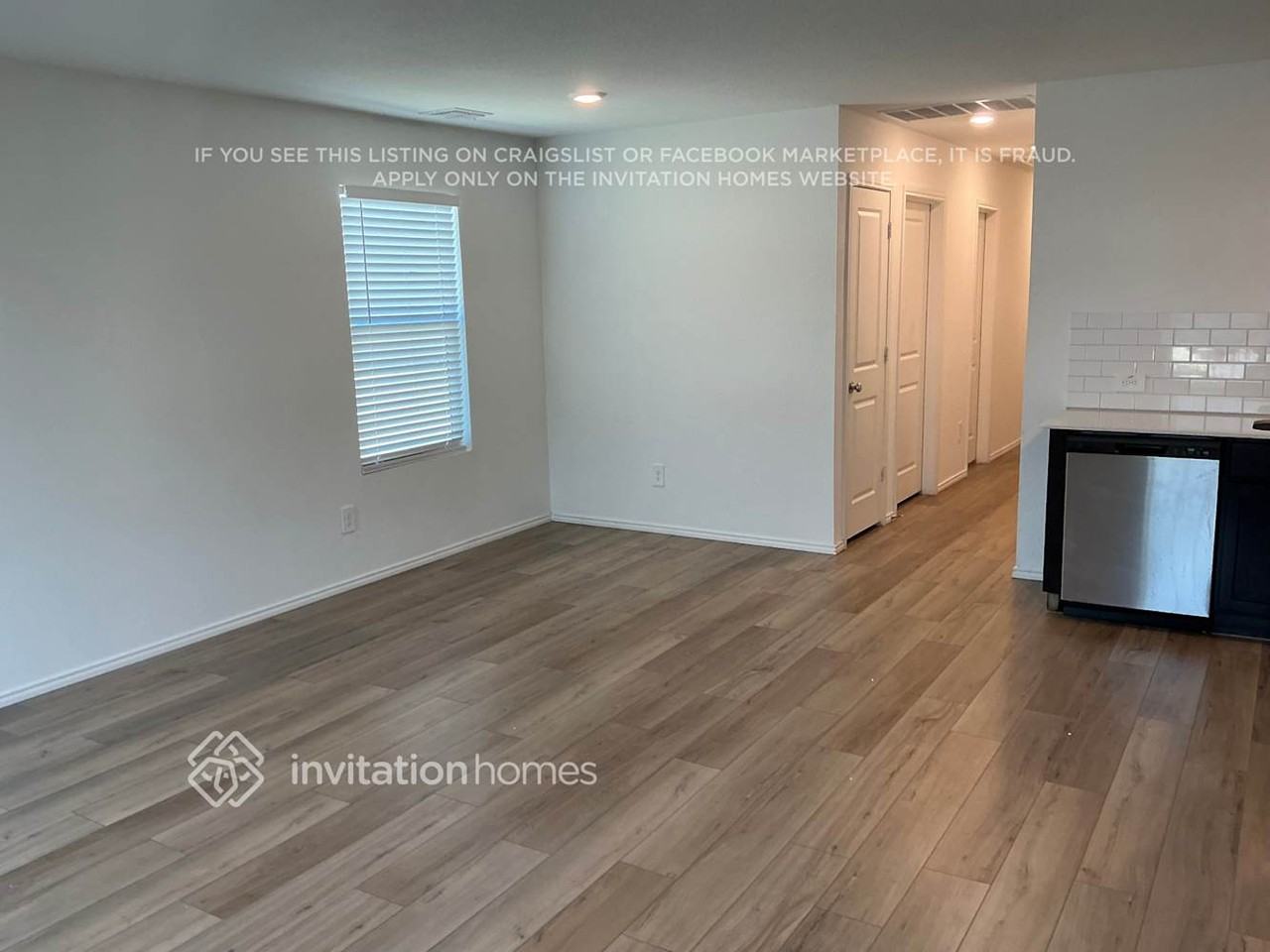 3201 Crestone Dr - Photo 4 of 14