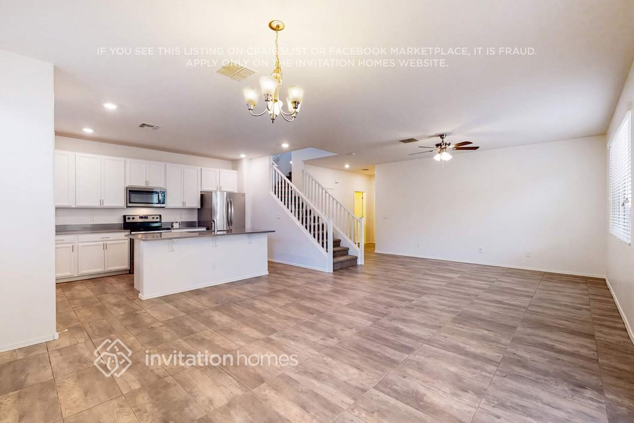 16604 W Sierra St - Photo 6 of 21