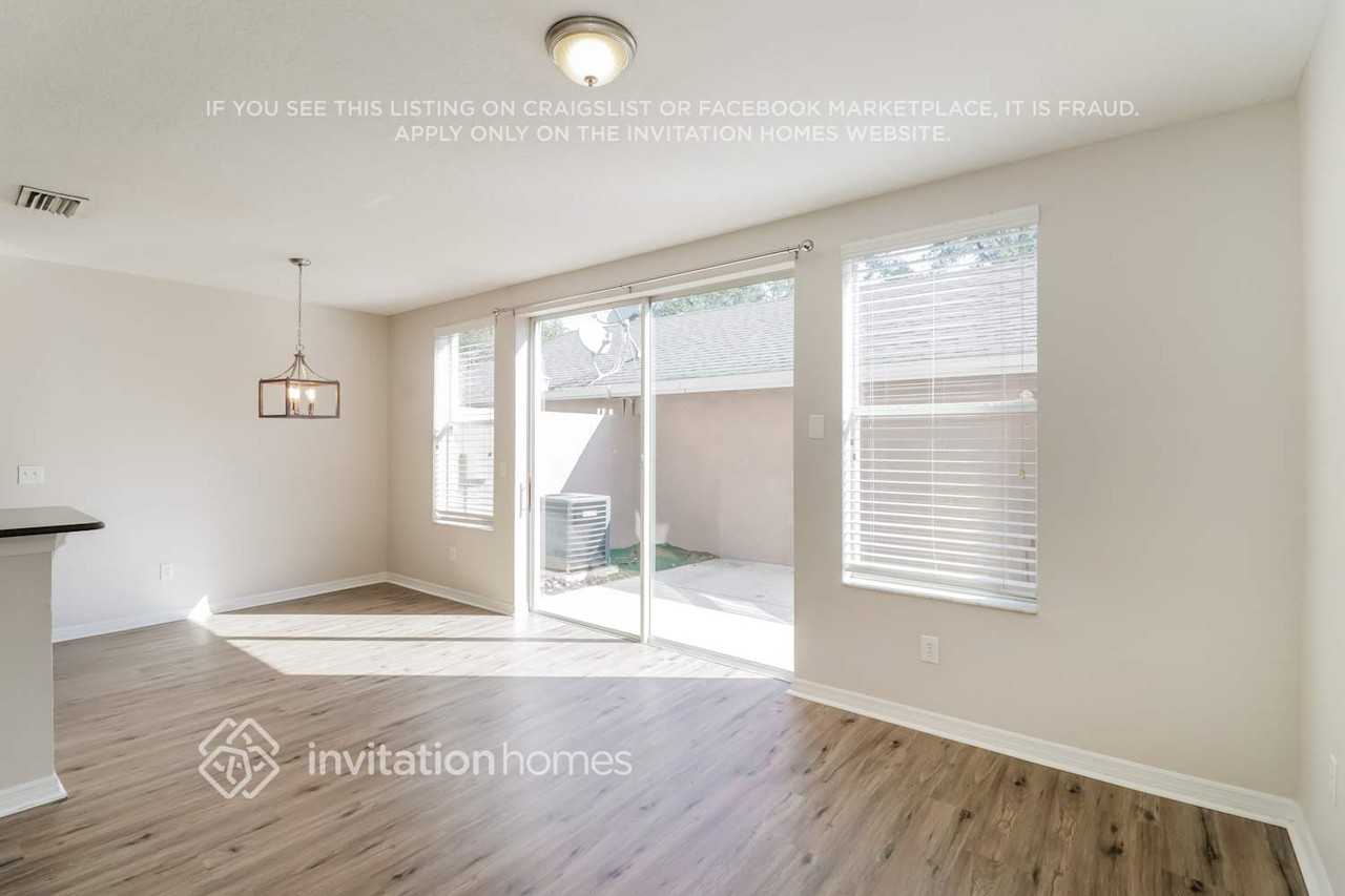 11504 Fountainhead Dr - Photo 6 of 18