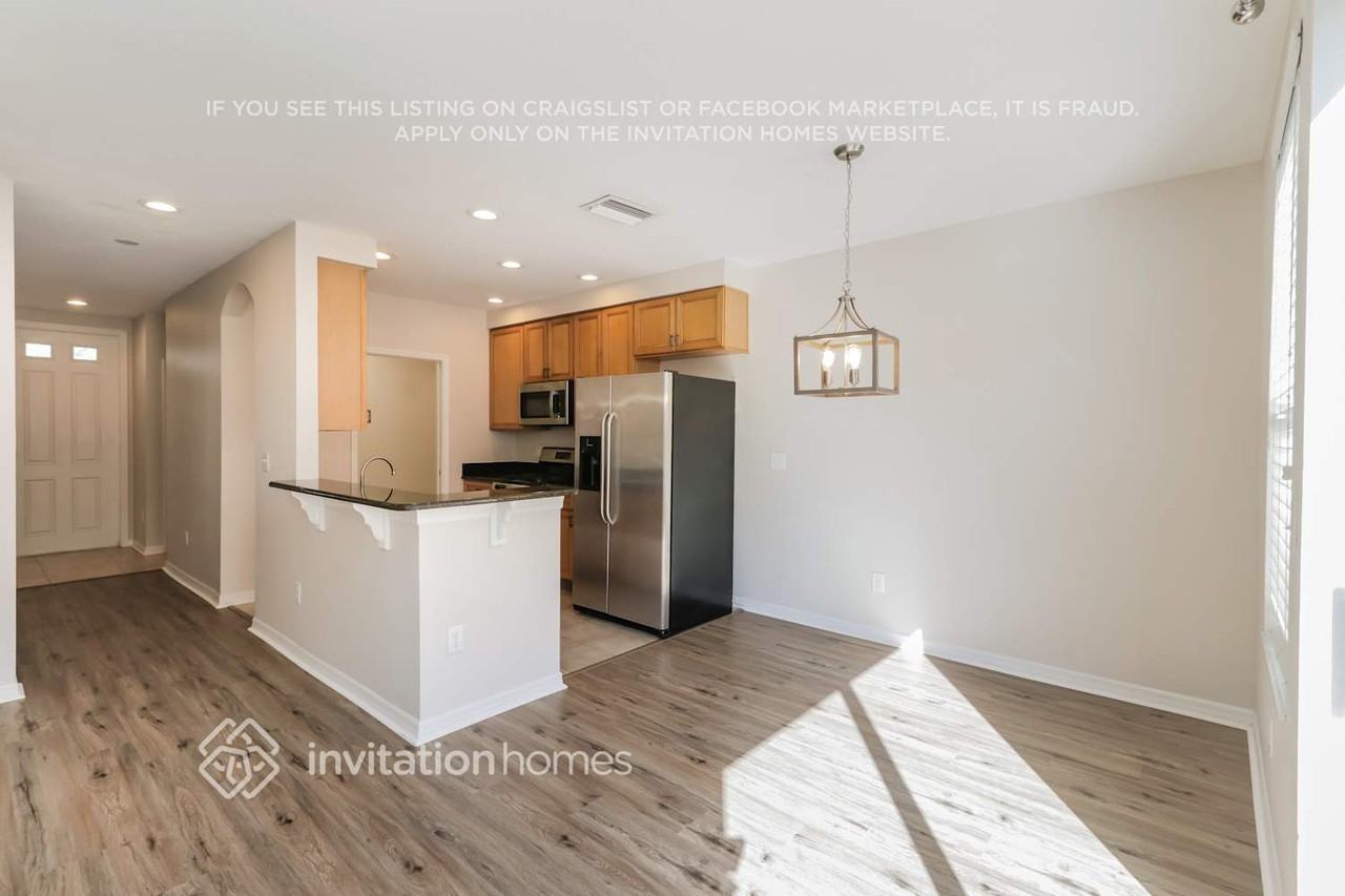 11504 Fountainhead Dr - Photo 7 of 18