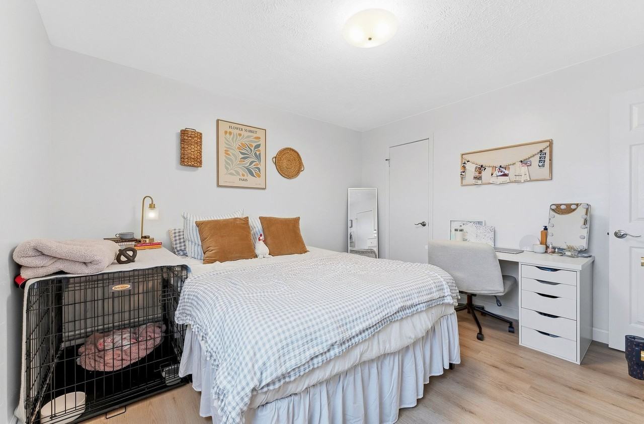 441/443 Overhill Street - Photo 4 of 36