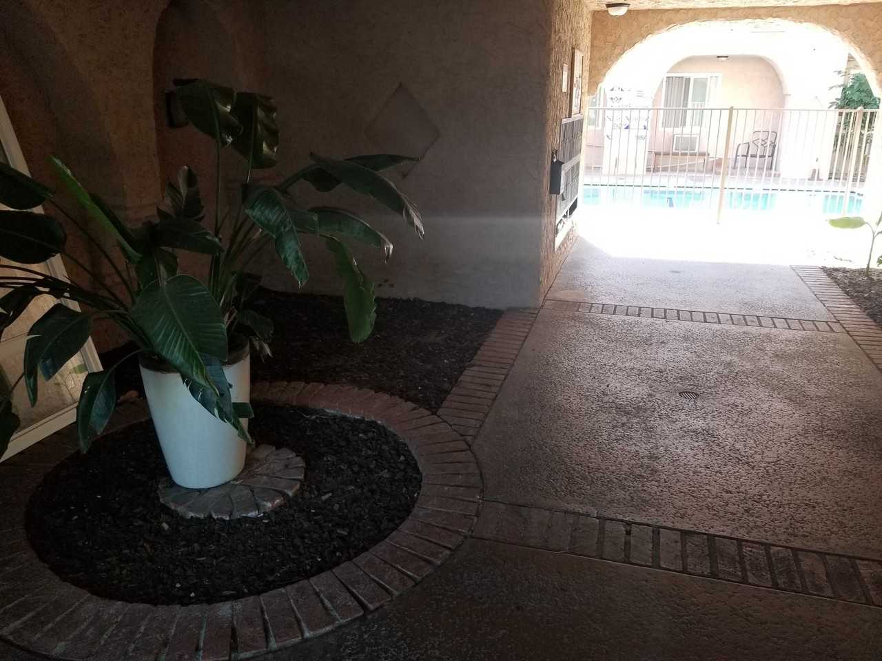Kester Ave - Photo 3 of 34