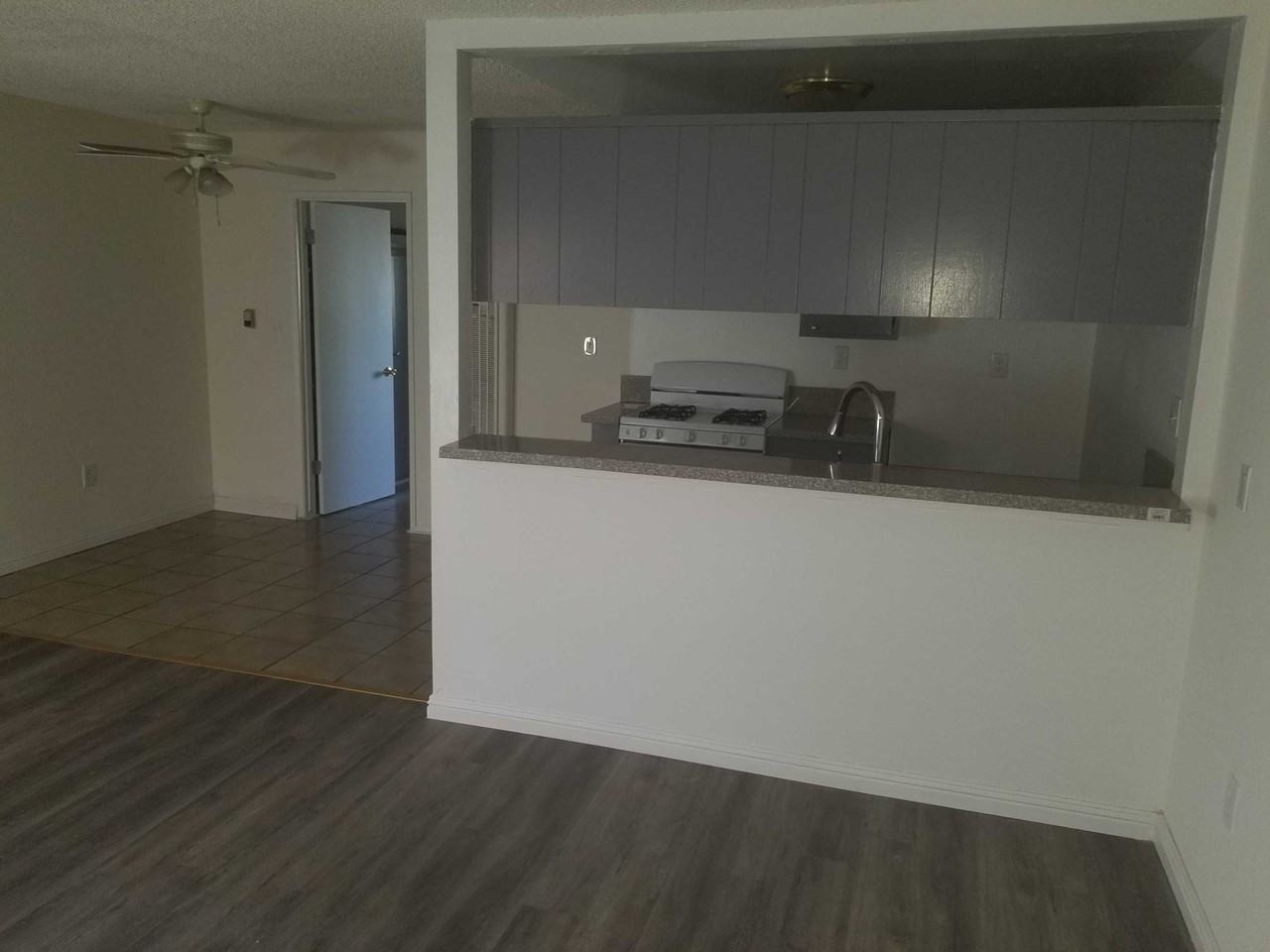 Kester Ave - Photo 5 of 34