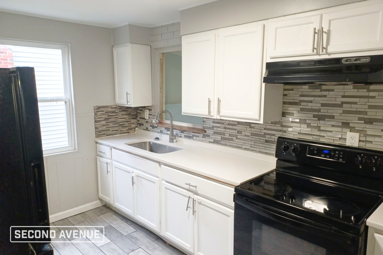 206 Escalon St - Photo 4 of 12