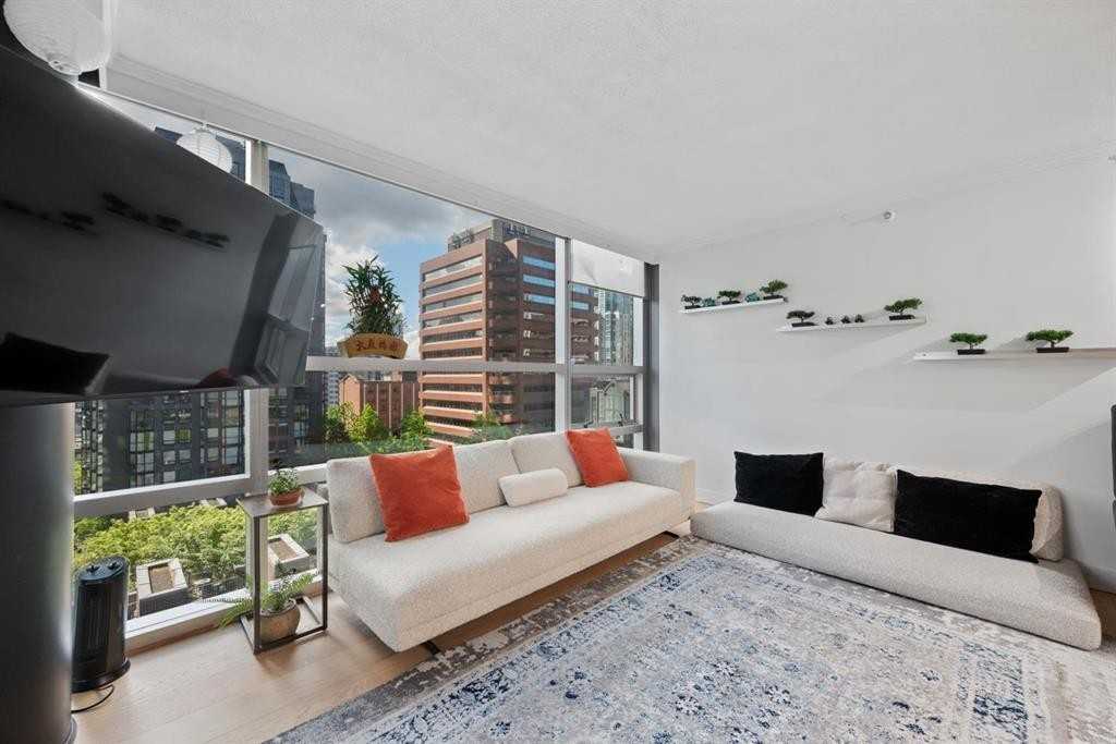 1050 Burrard Street #70X - Photo 3 of 17