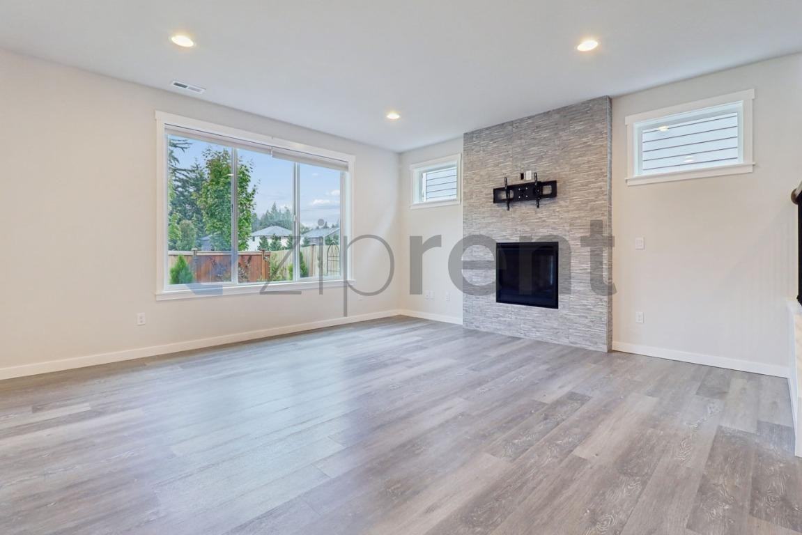 17740 26th Dr Ne - Photo 5 of 28