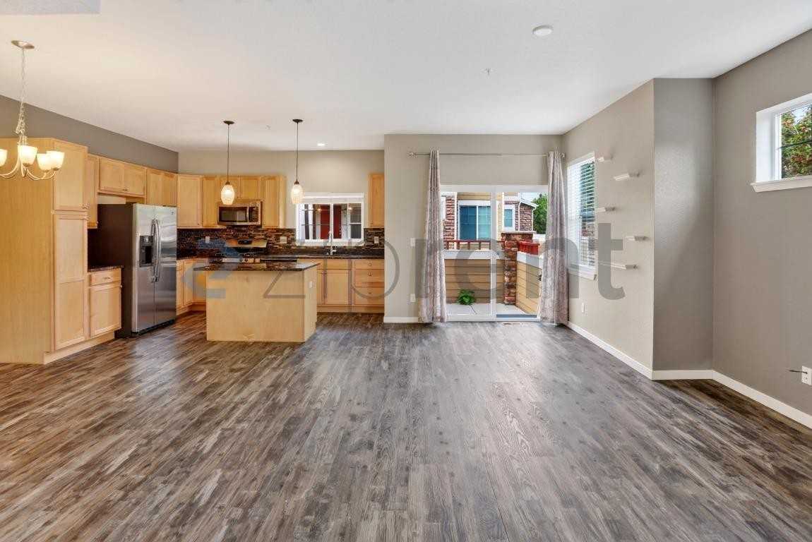 12852 Jasmine St #F - Photo 5 of 31