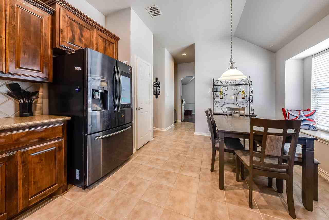 2824 Dawn Spring Dr - Photo 7 of 31