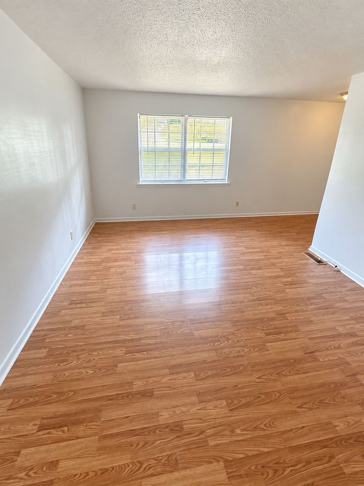 7746 Nautical Way - Photo 4 of 9