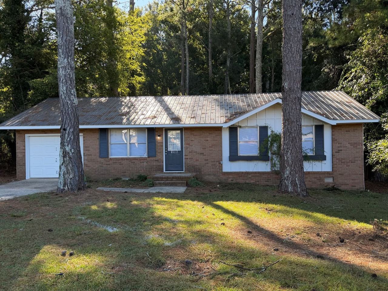 196 Merlin Dr - Photo 3 of 20