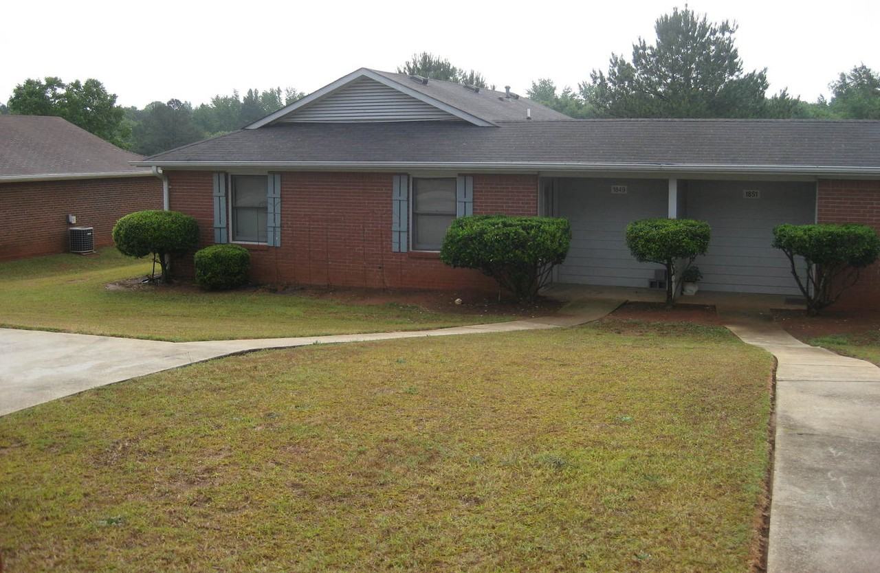 1849 Riverchase Cir Ne - Photo 4 of 18