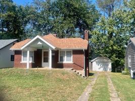 featured image of 1825 E Monroe St