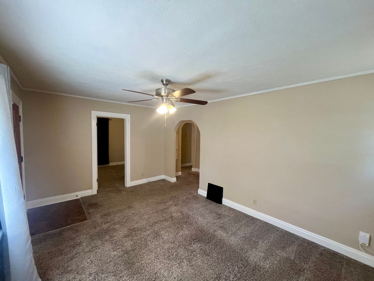 1825 E Monroe St - Photo 7 of 17