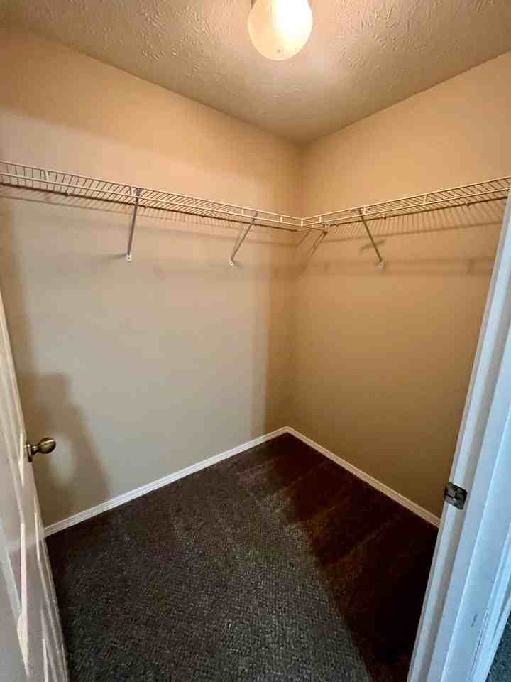 1040 S Clifton Ave #A - Photo 3 of 10