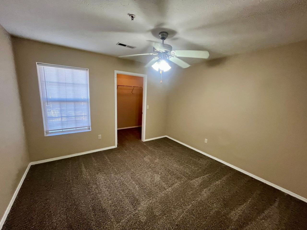 1040 S Clifton Ave #A - Photo 4 of 10