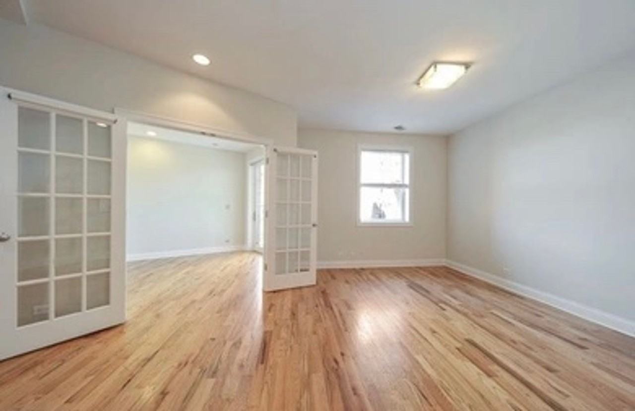 4616 N Kenmore Ave - Photo 3 of 13