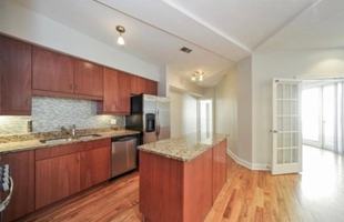 featured image of 4616 N Kenmore Ave