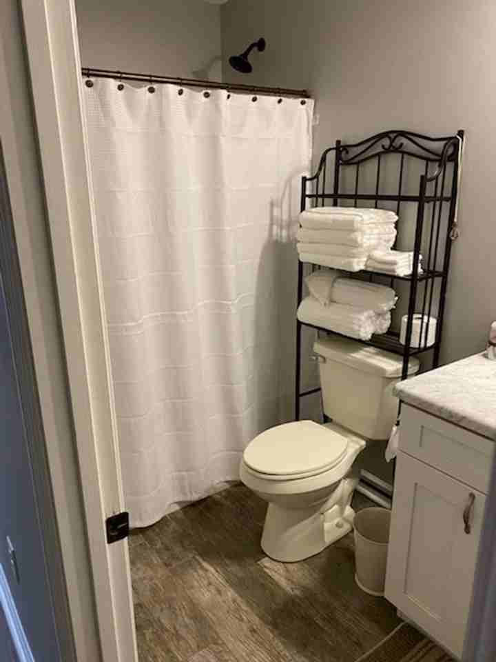 1026 Ridge Ave - Photo 5 of 30