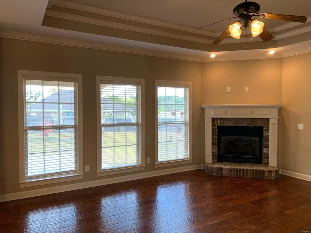 207 W Sommer Oak Dr - Photo 4 of 8