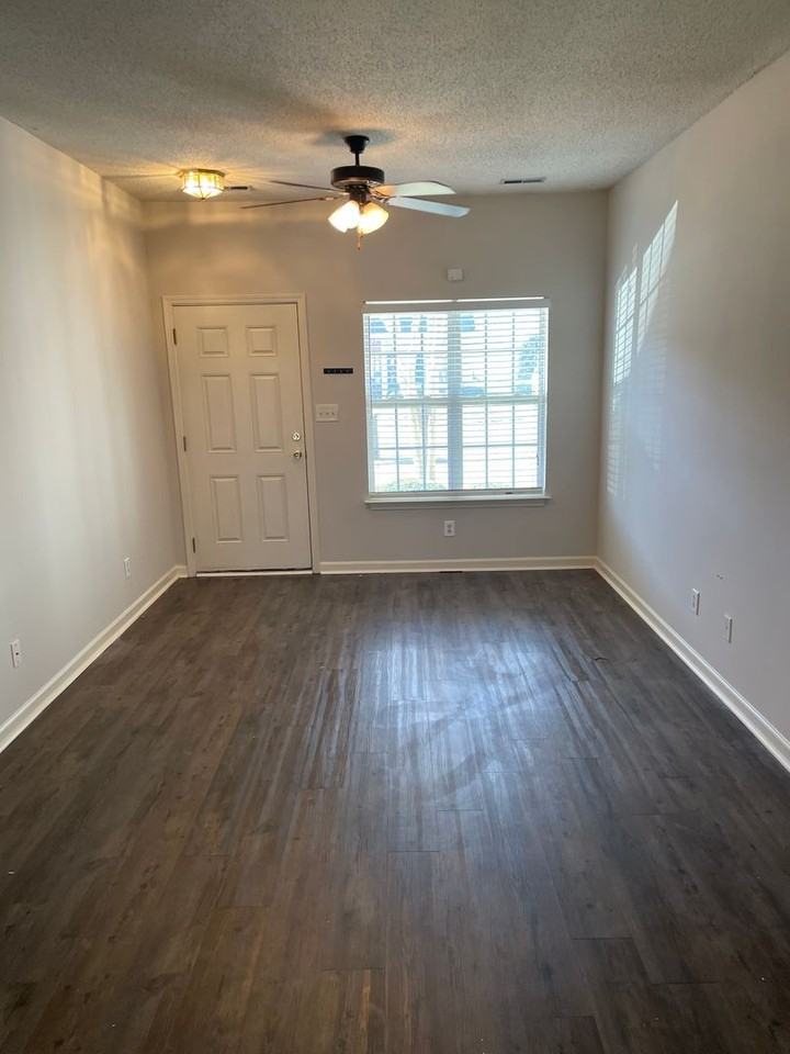 1248 Glory Vine Rd - Photo 2 of 10