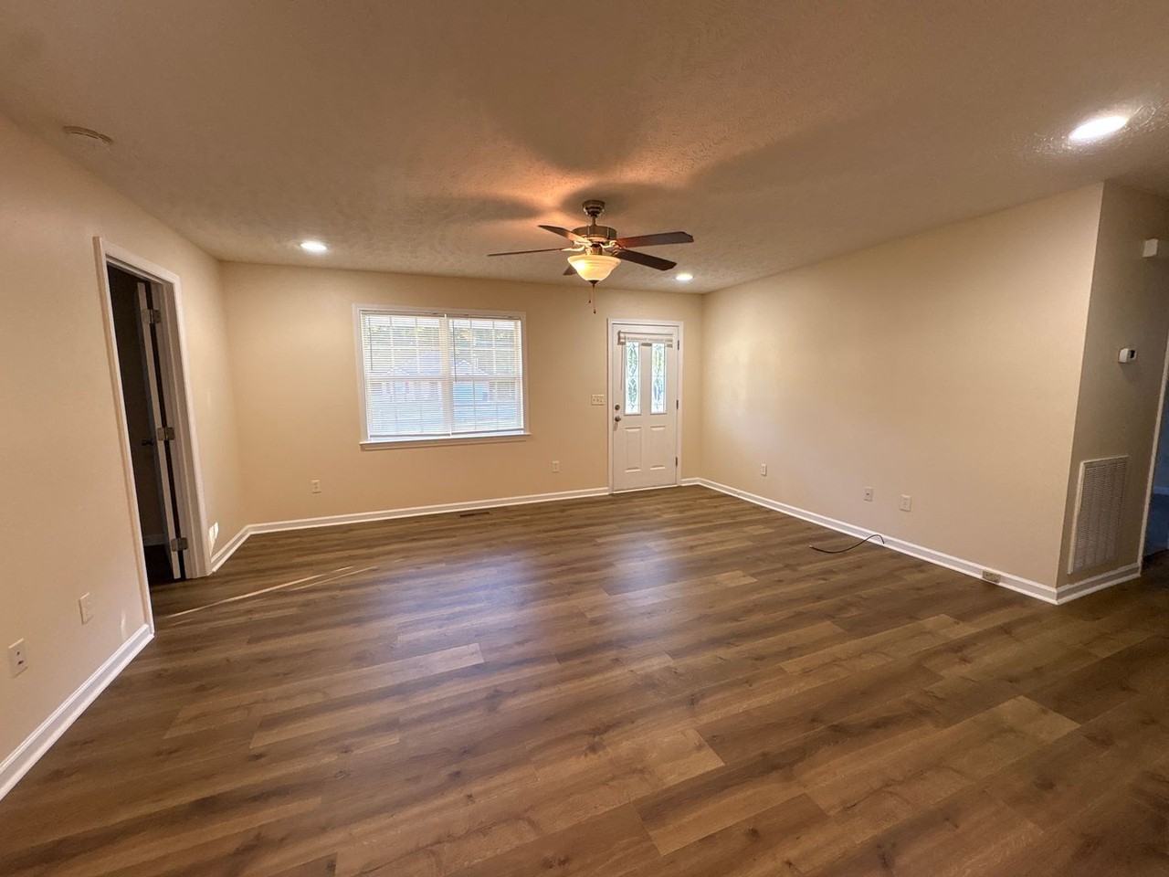 173 Forrestwood Dr - Photo 3 of 23