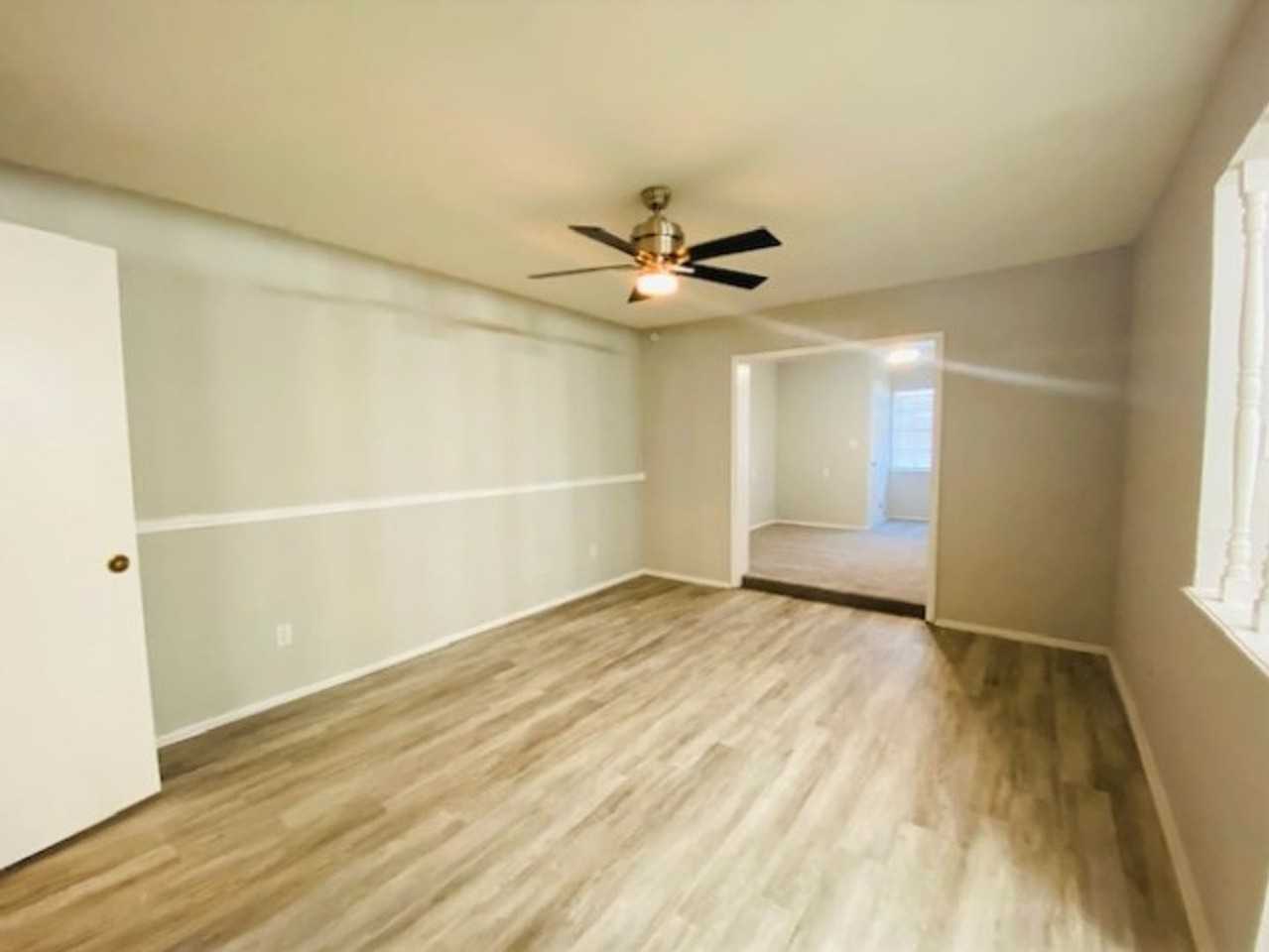 6923 Jeb Stuart Dr - Photo 5 of 13