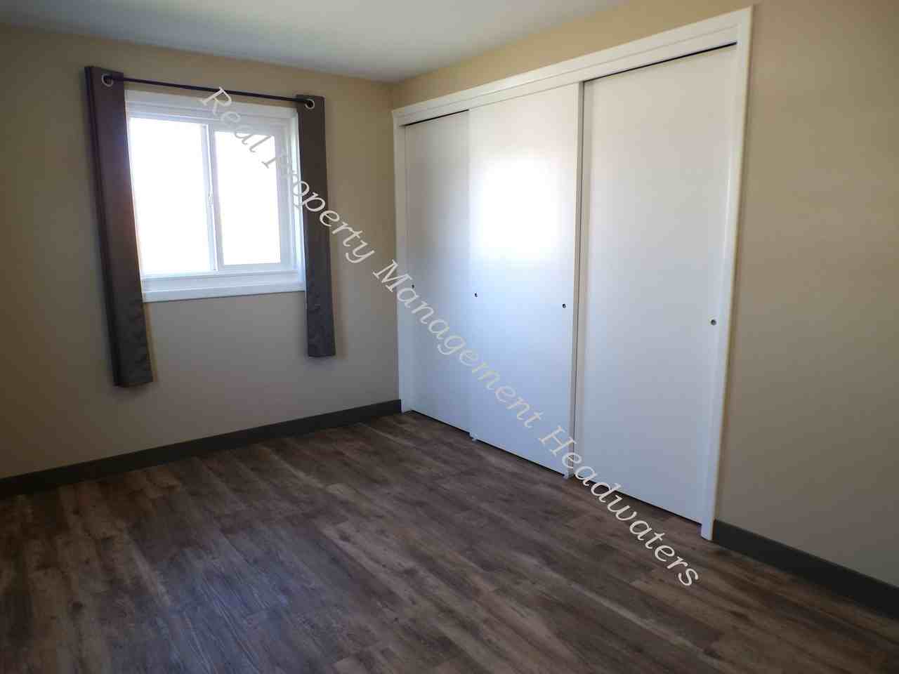 2331 National Ave - Photo 7 of 14