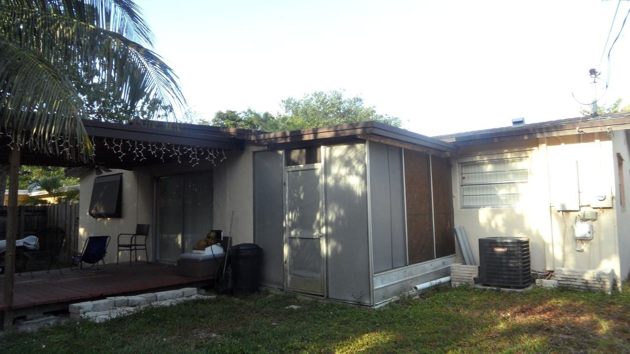 4741 Sw 25th Ave - Photo 6 of 44