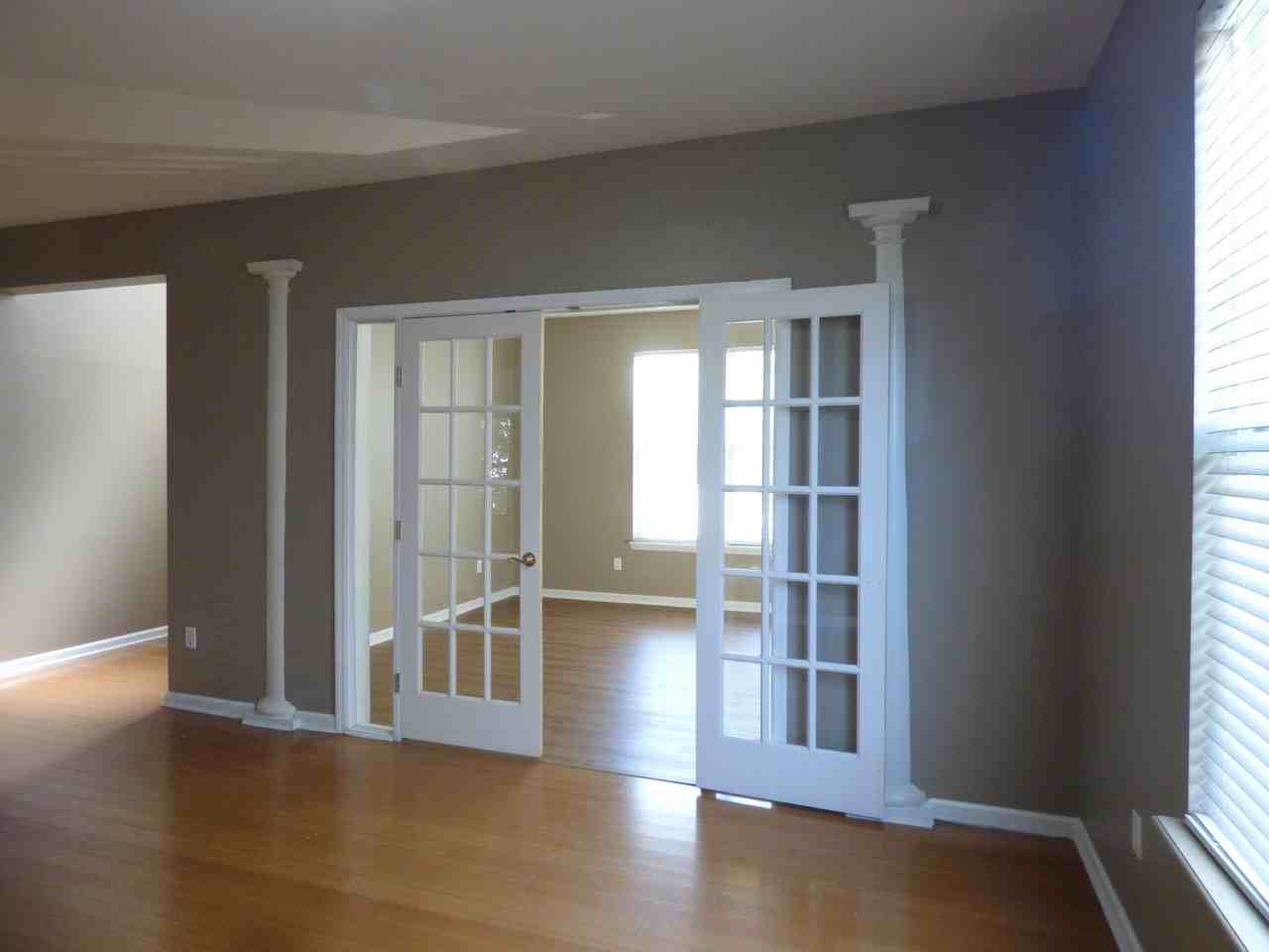 4437 Walnut Creek Dr - Photo 5 of 46