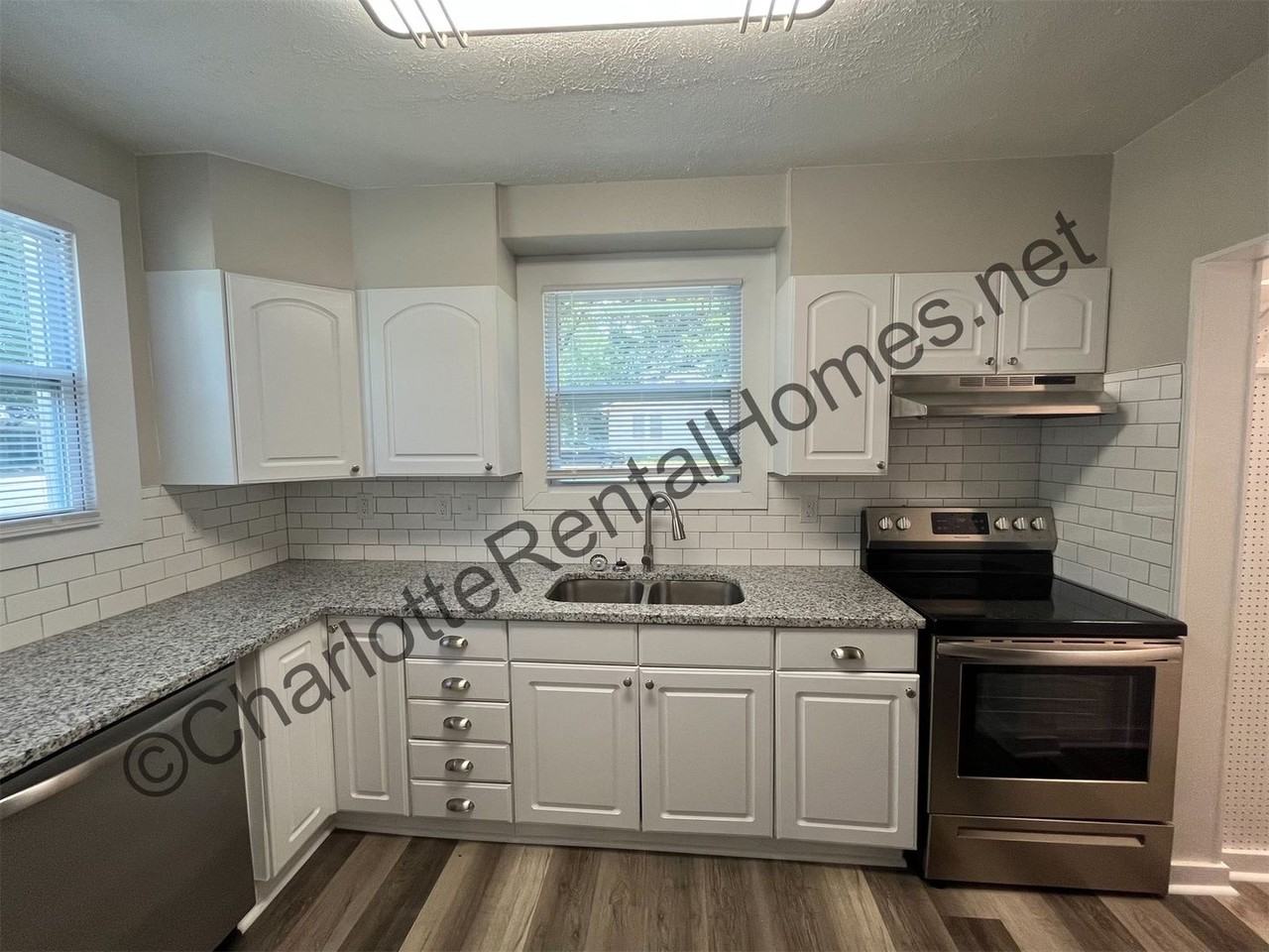 614 W Graham St - Photo 5 of 12