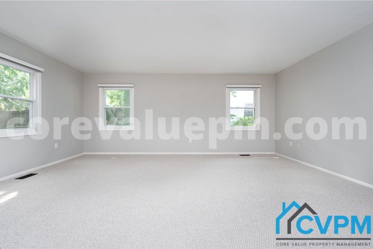3313 Moylan Dr - Photo 7 of 27