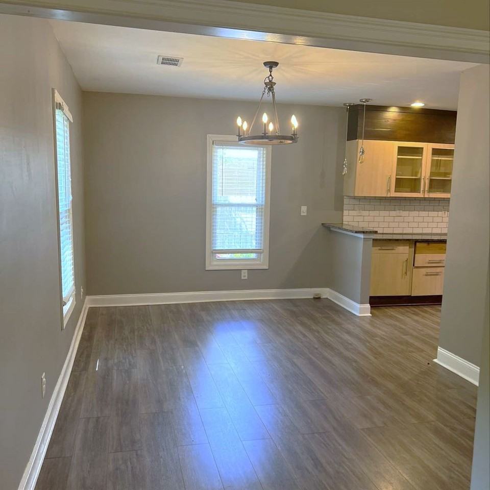 784 Hillmont Ave - Photo 3 of 13