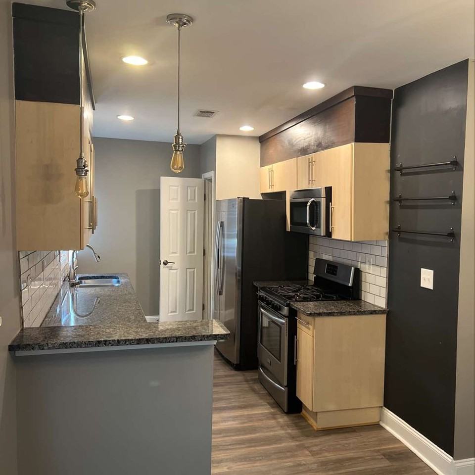 784 Hillmont Ave - Photo 5 of 13