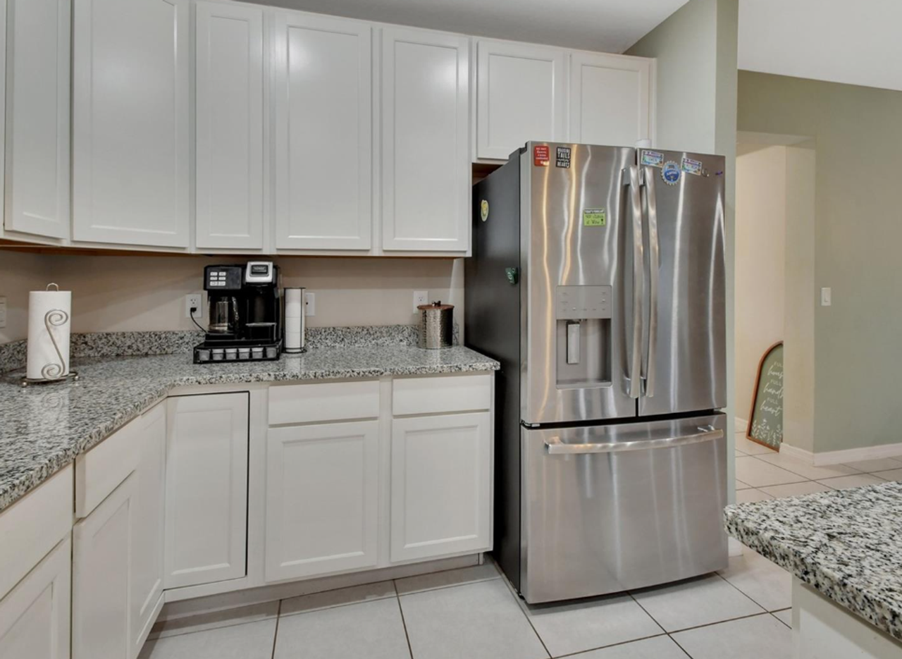109 Big Pine Key Blvd - Photo 6 of 35
