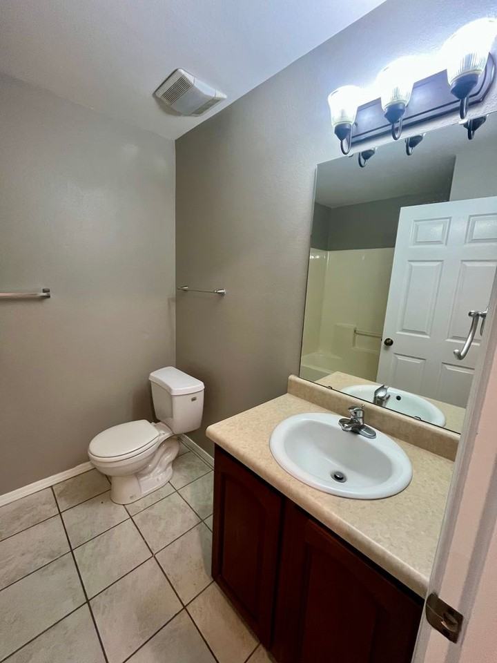 104 N Clifton Ave #B - Photo 5 of 11