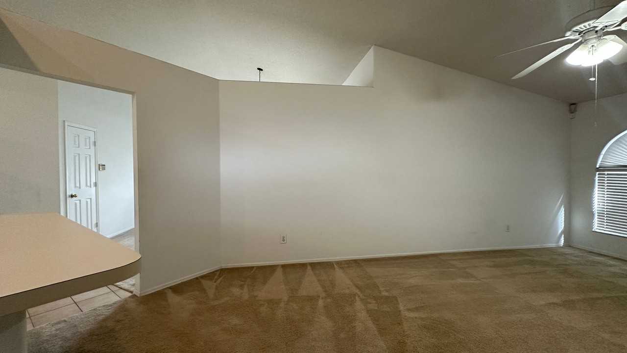 2012 Chapman Oaks Dr - Photo 2 of 36