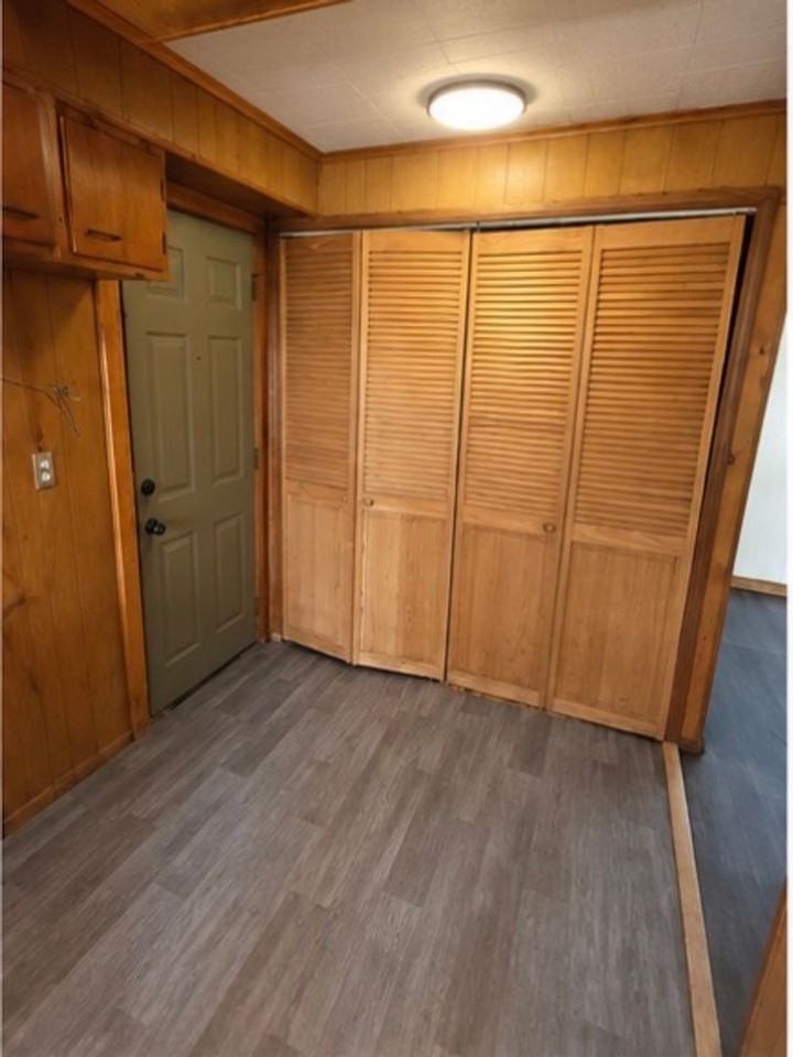 949 N Dirksen Pkwy - Photo 4 of 9