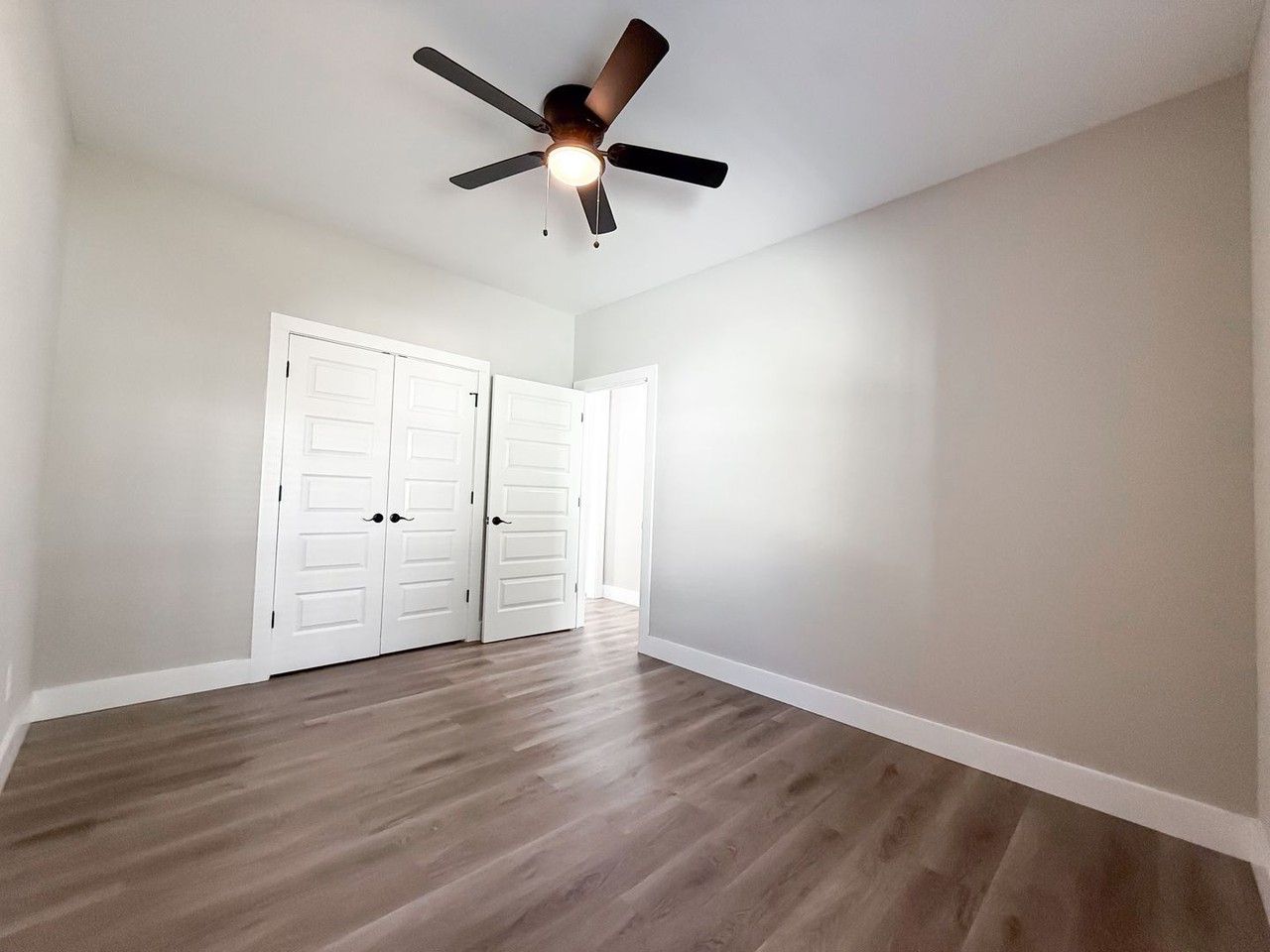 312 21st Ave - Photo 2 of 22