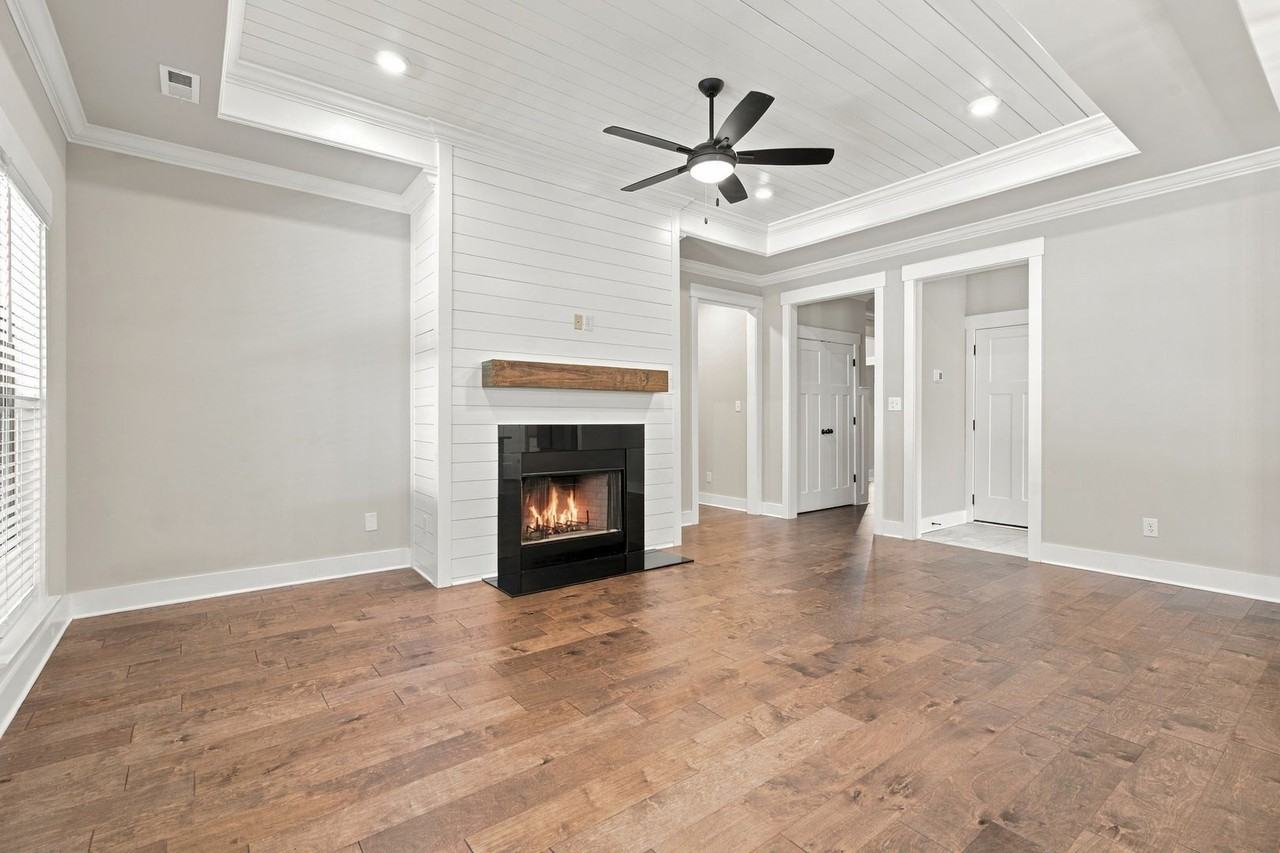 15435 Ironcrest Dr Nw - Photo 2 of 16
