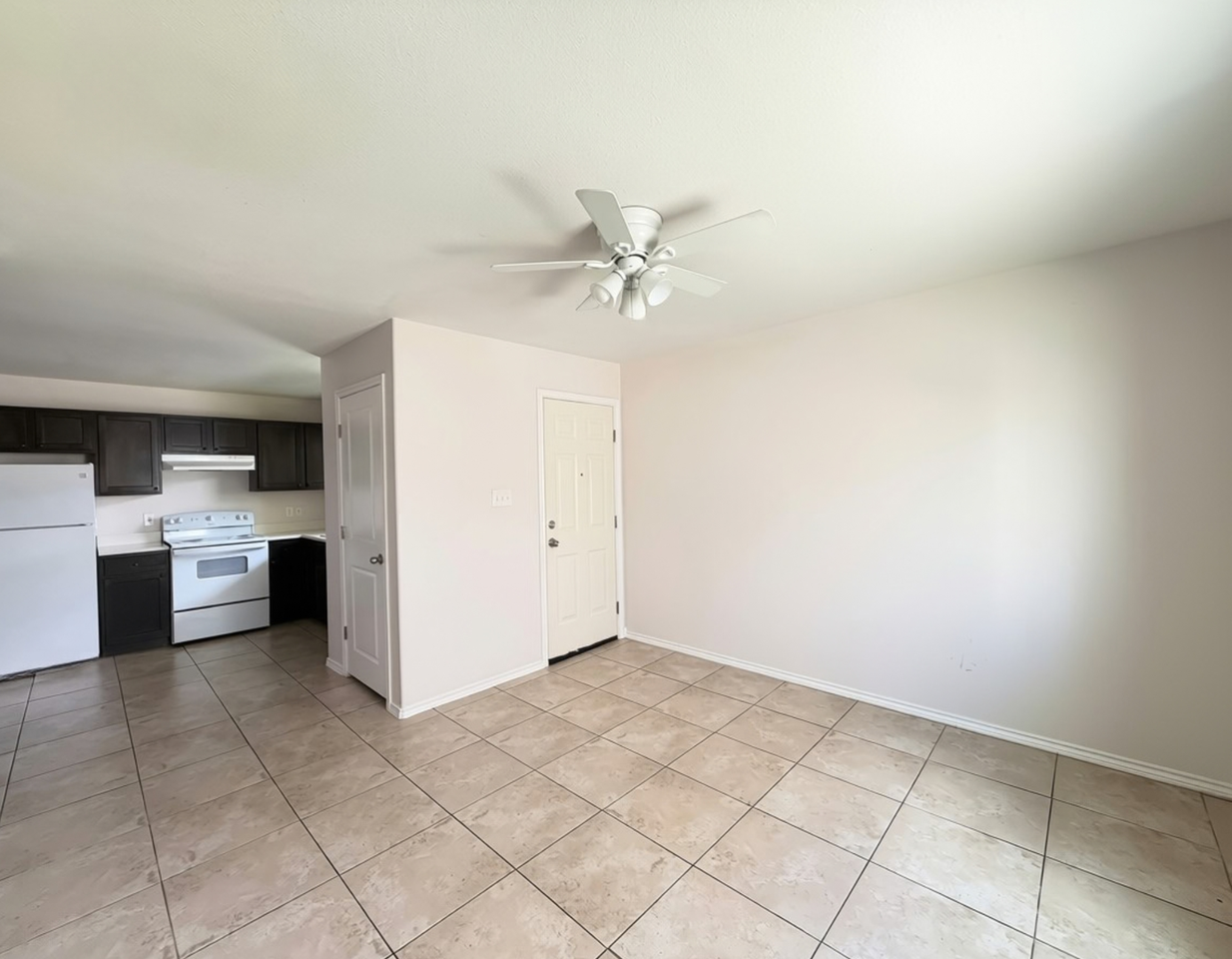 2601 Lomas del Sur - Photo 7 of 17