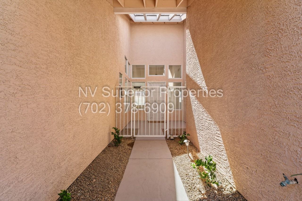 2087 Angel Falls Dr - Photo 5 of 50