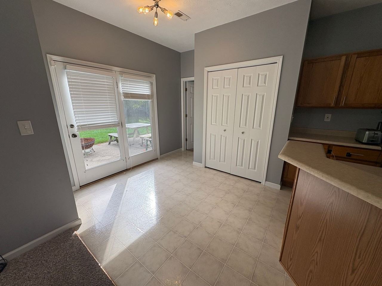 2127 Longspur Dr - Photo 6 of 18